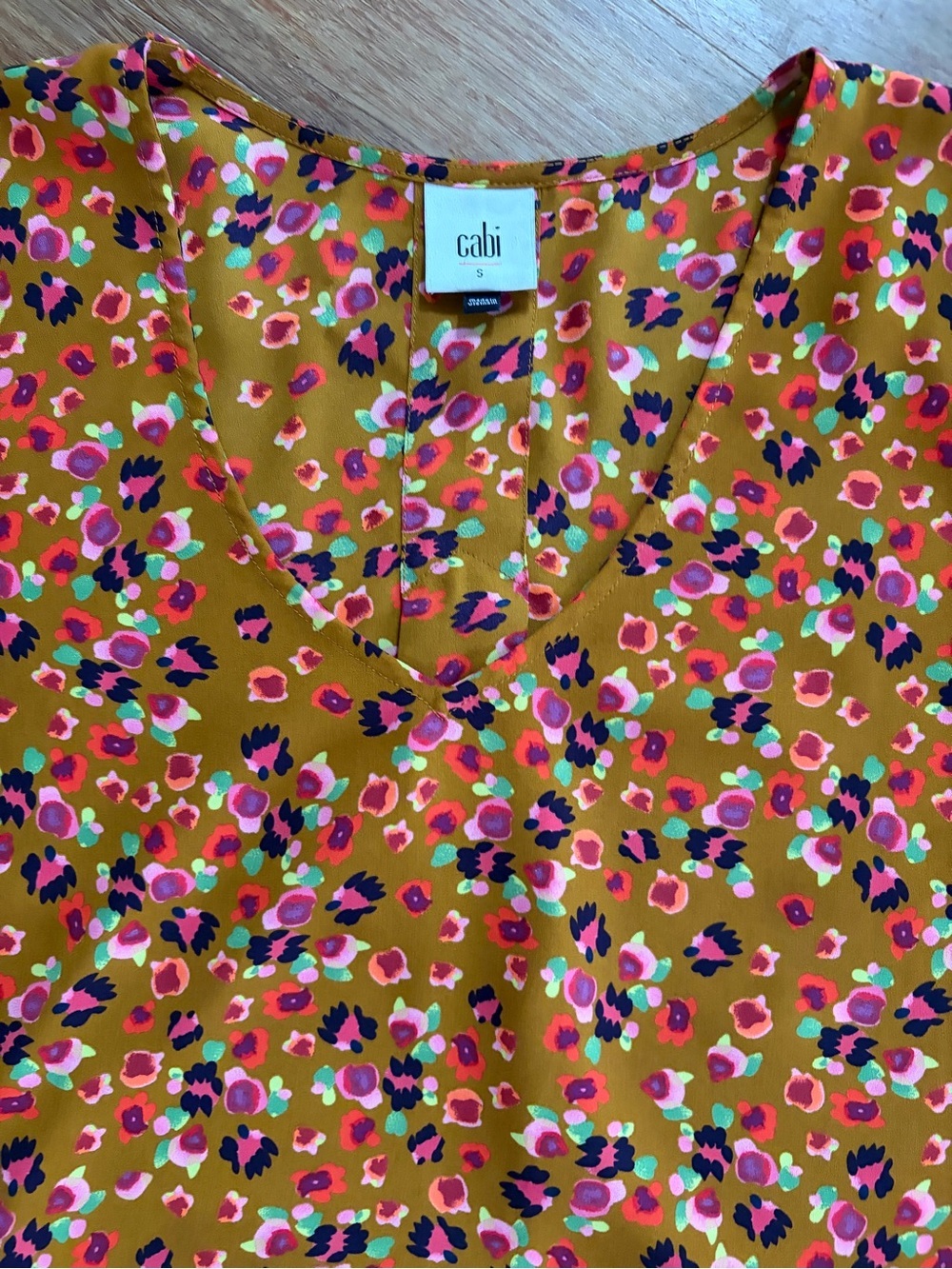 Cabi Burnished Blouse, sz S - Picture 3 of 5